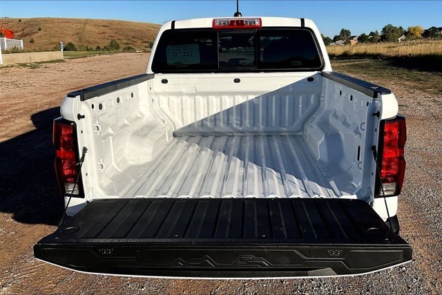Used 2024 Chevrolet Colorado Trail Boss w/ Safety Package image 7