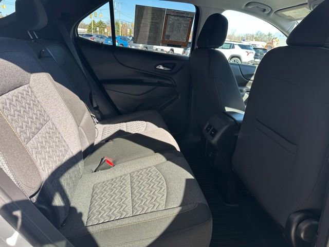 Used 2023 Chevrolet Equinox LT image 17