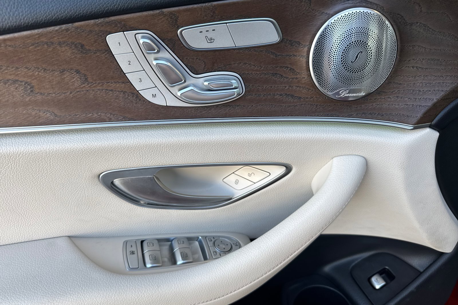 Used 2022 Mercedes-Benz E 350 Sedan image 10