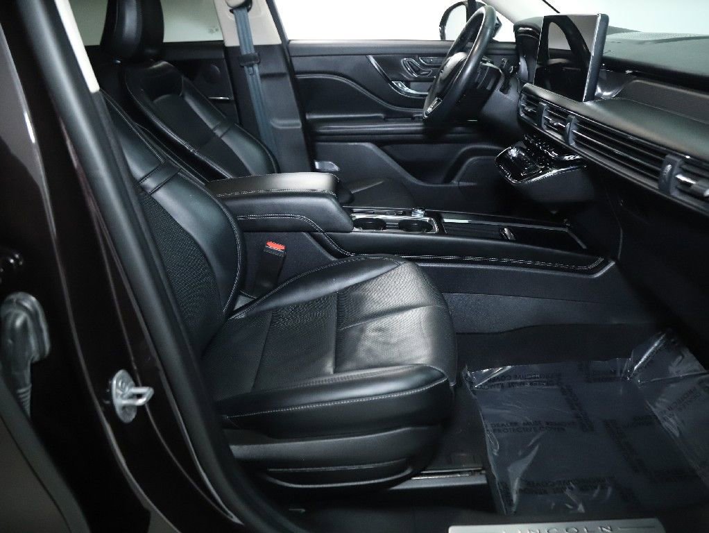 Certified 2023 Lincoln Corsair Reserve w/ Equipment Group 201A image 36