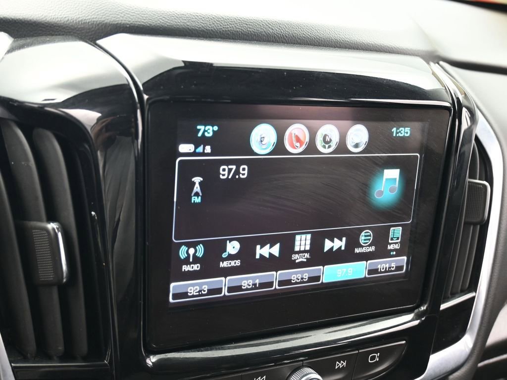 Used 2018 Chevrolet Traverse LT image 19