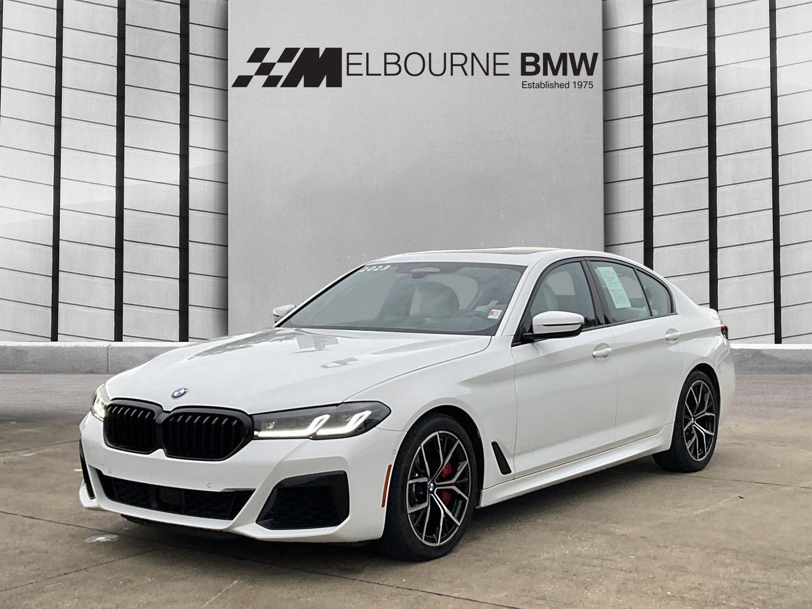 Certified 2023 BMW 540i xDrive w/ M Sport Package AWD/4WD image 3
