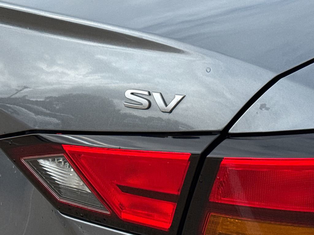 Used 2024 Nissan Altima 2.5 SV w/ SV Premium Package image 10