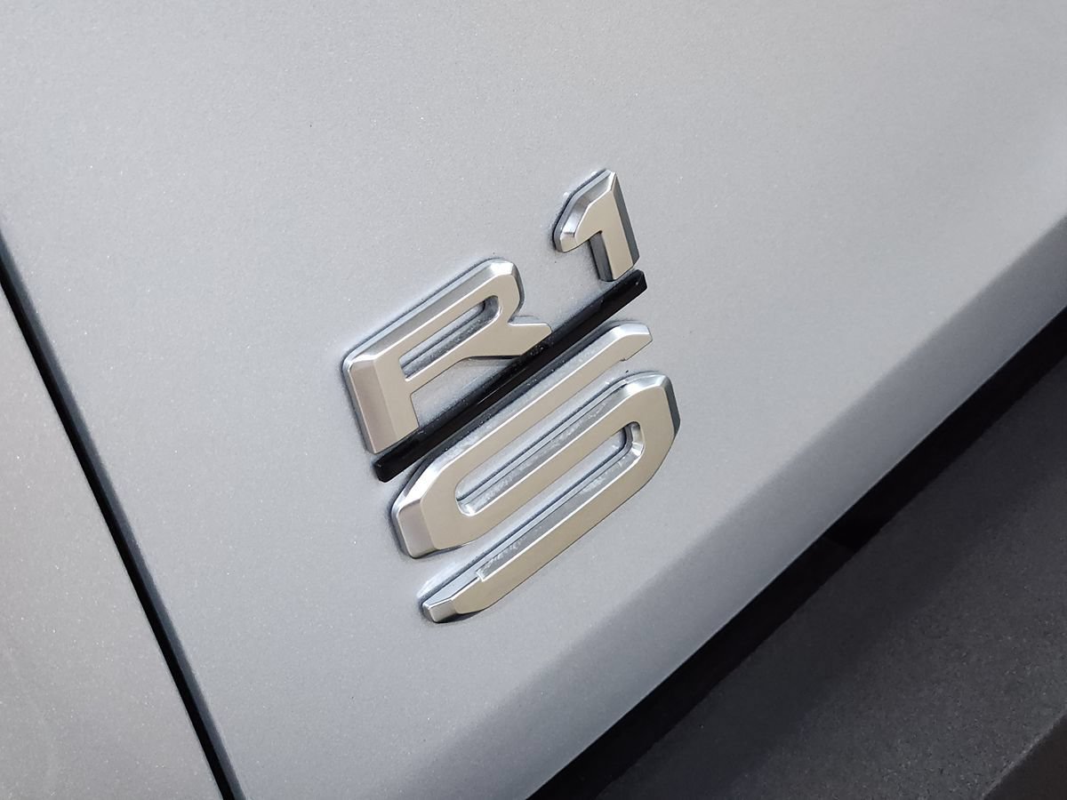 Used 2024 Rivian R1S Adventure Dual AWD/4WD image 26