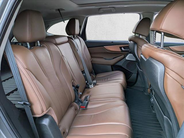 Certified 2025 Acura MDX FWD w/ Technology Package image 18