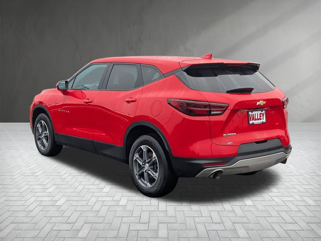 Used 2023 Chevrolet Blazer LT image 6