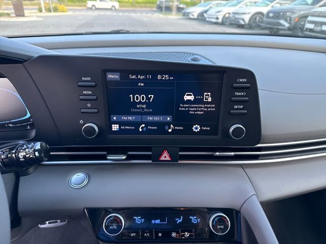 Certified 2025 Hyundai Elantra Sport image 18