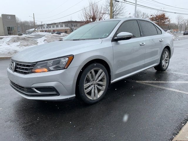 Used 2019 Volkswagen Passat 2.0T Wolfsburg w/ Wheels & Sunroof Package image 7