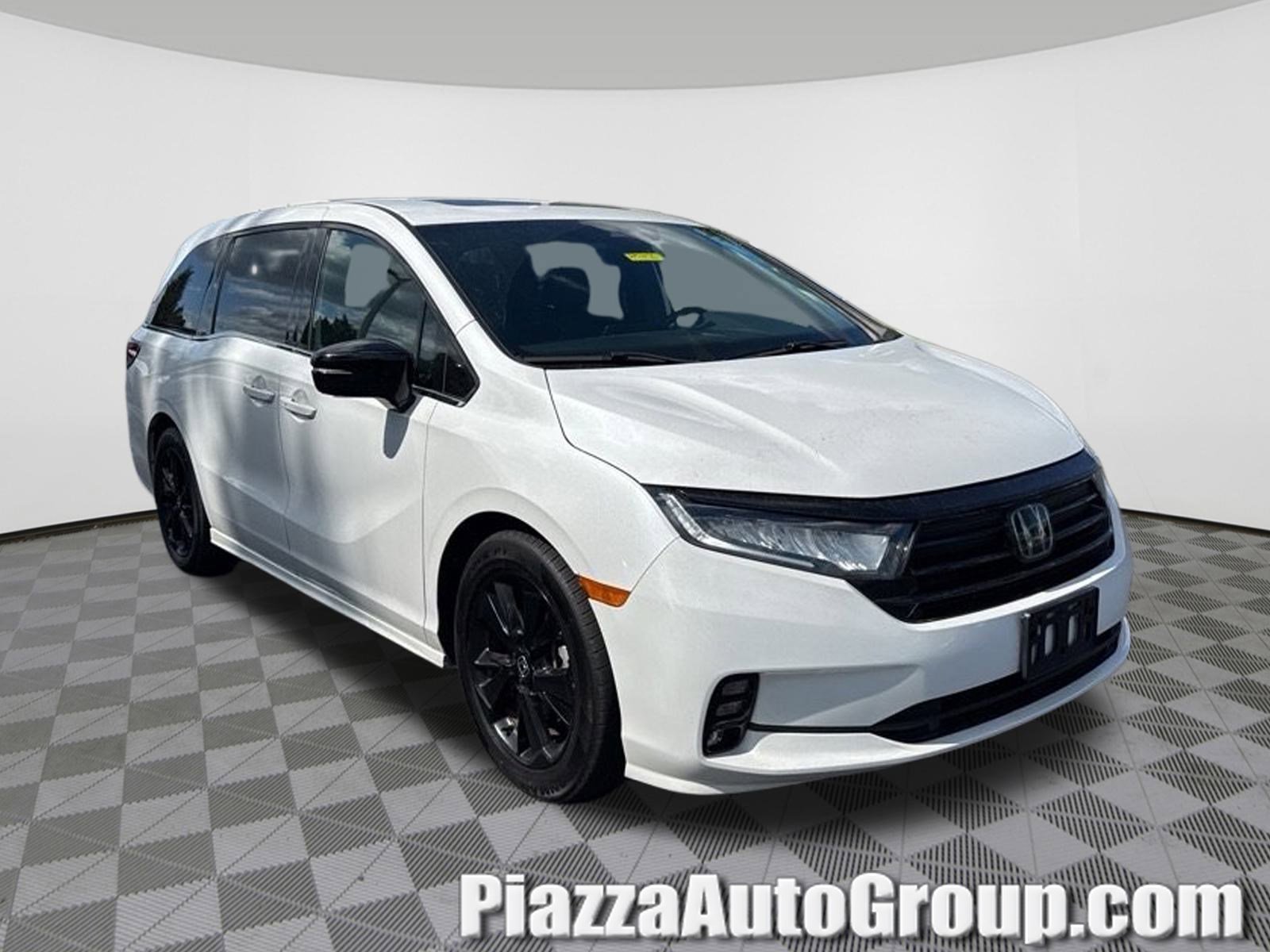 Certified 2023 Honda Odyssey Sport