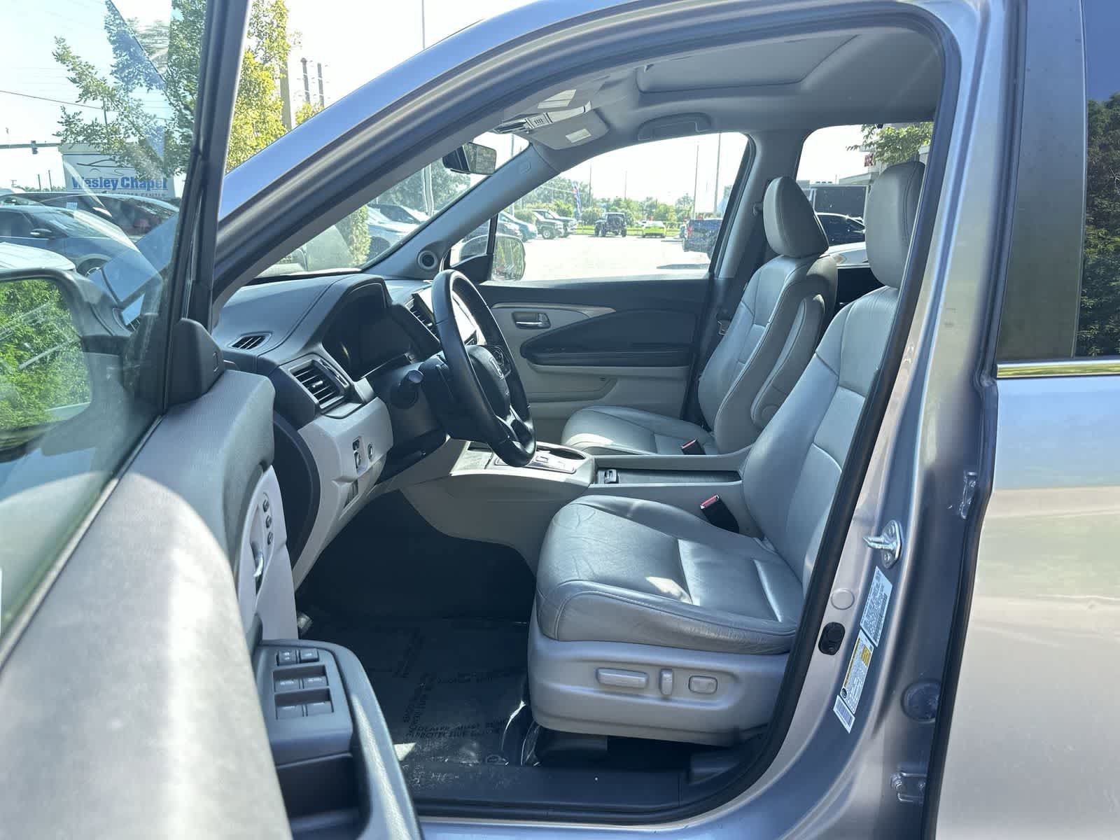 Used 2021 Honda Pilot EX-L image 2