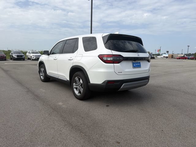 Used 2025 Honda Pilot EX-L image 3