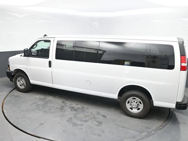 Used 2024 Chevrolet Express 3500 LS RWD image 28