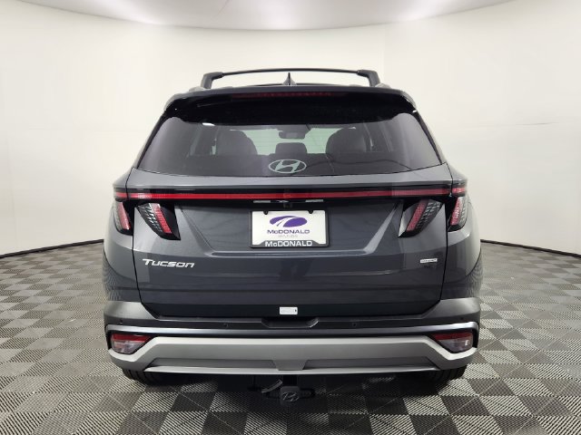 New 2026 Hyundai Tucson Limited w/ Tow & Go Package AWD/4WD image 4