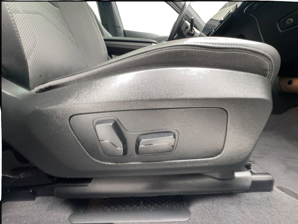 Used 2025 BMW X2 xDrive28i image 32