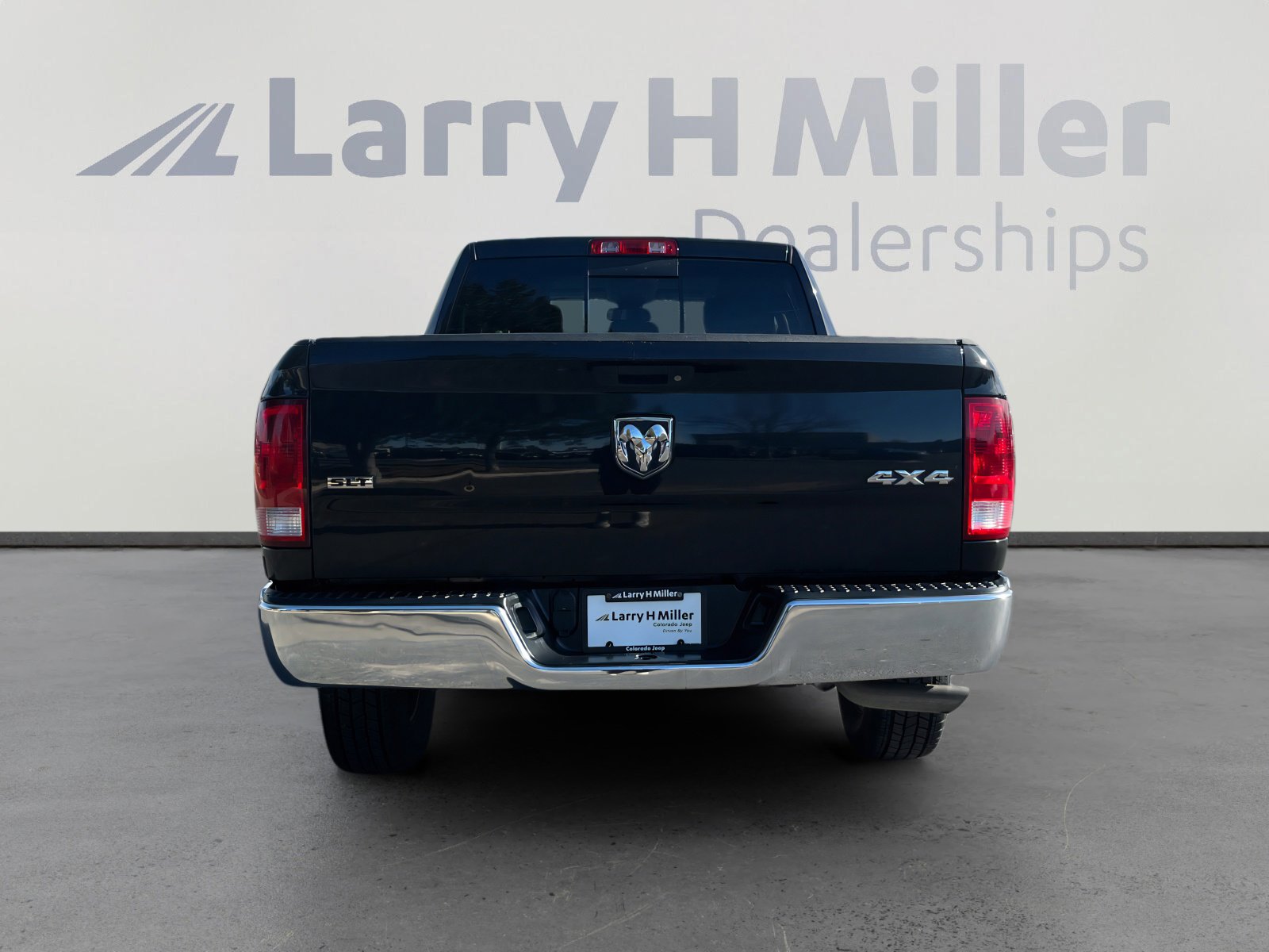 Used 2016 RAM 1500 Classic SLT image 4