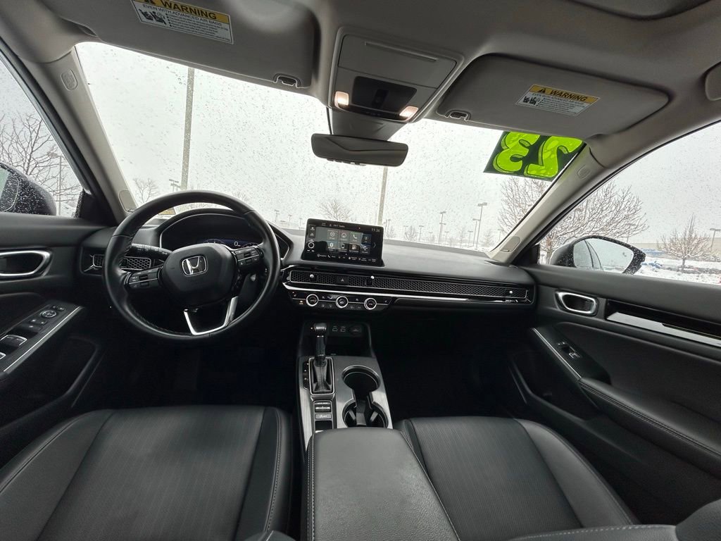 Used 2023 Honda Civic Touring image 9