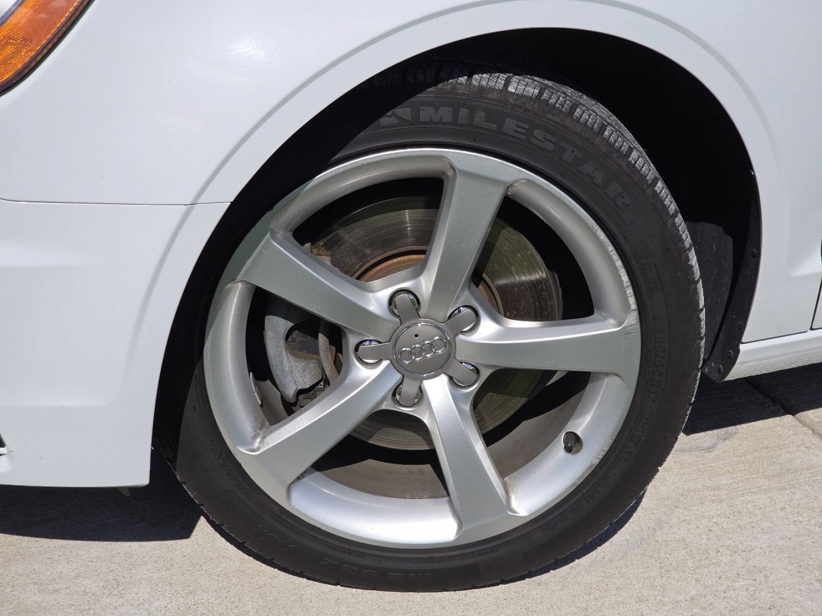Used 2015 Audi A3 1.8T Premium w/ Cold Weather Package FWD image 9