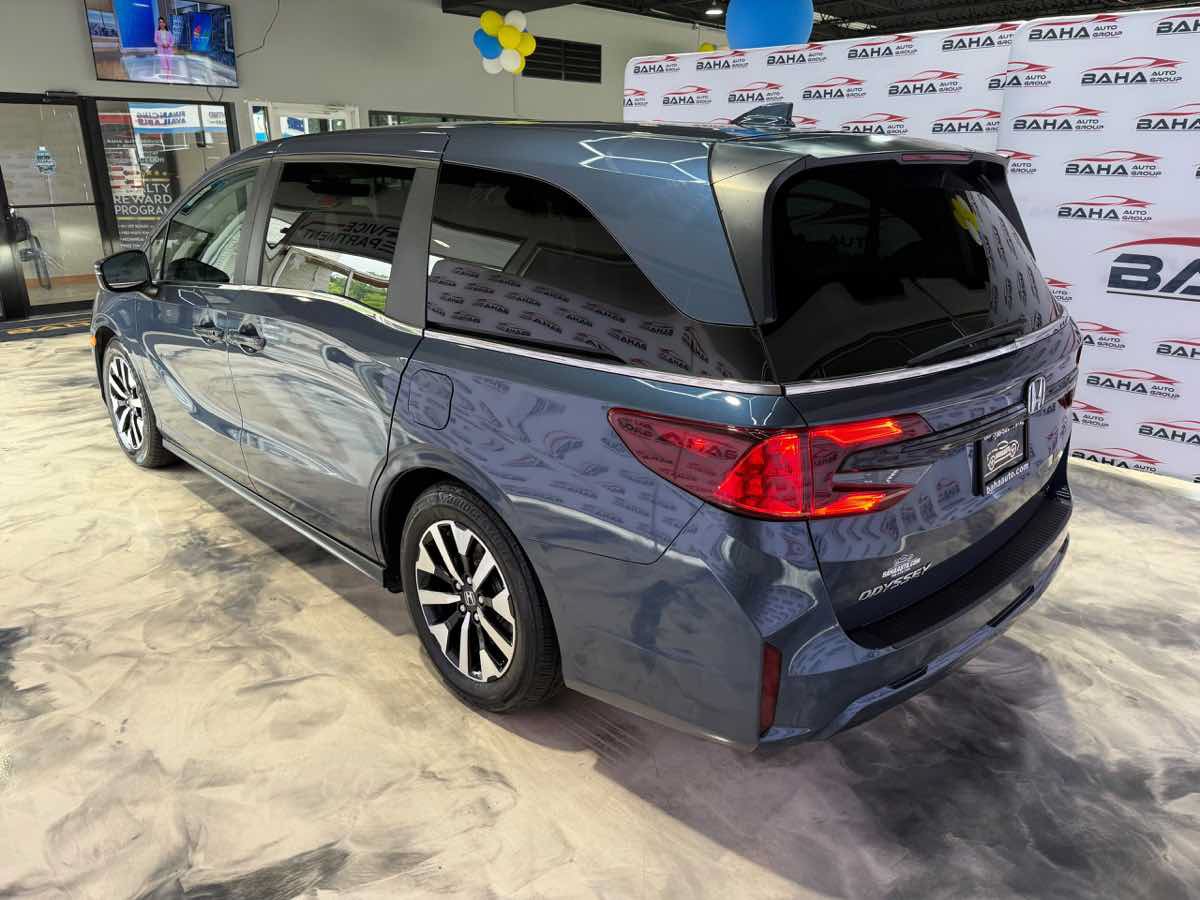 Used 2025 Honda Odyssey EX-L image 10