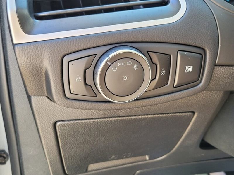 New 2024 Ford Edge SE image 28