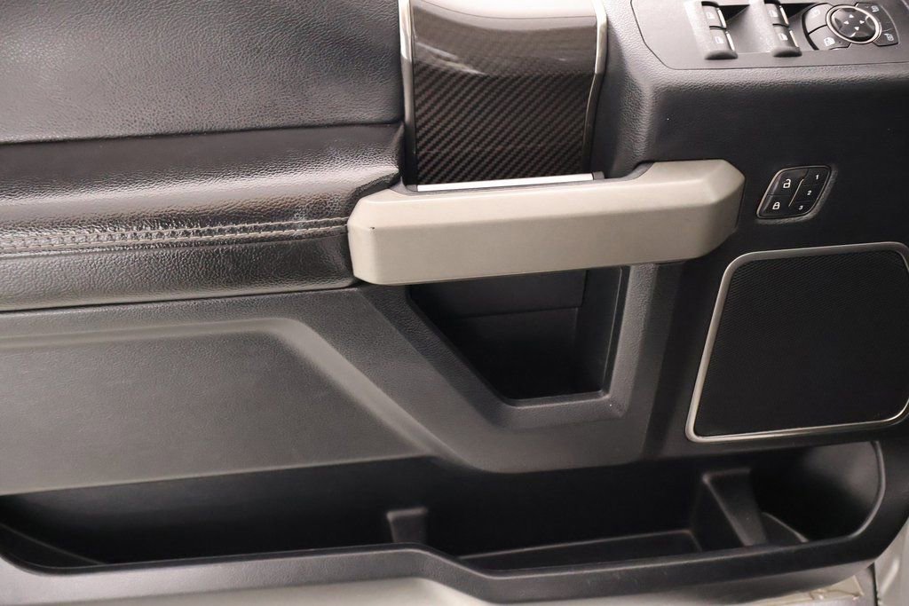 Used 2019 Ford F150 Raptor w/ Equipment Group 802A Luxury AWD/4WD image 18