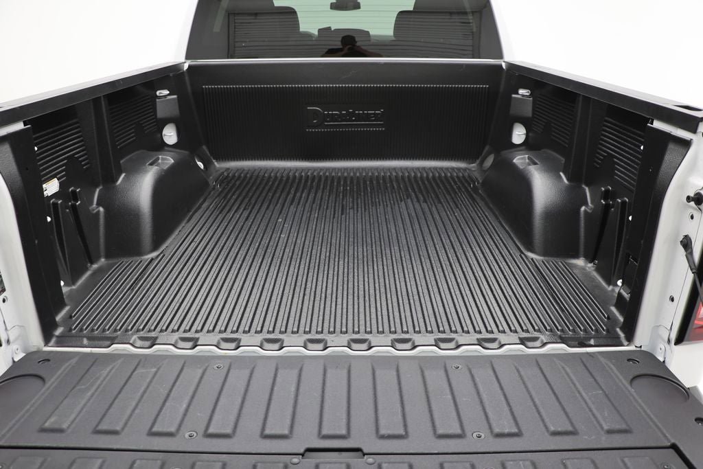 Used 2026 GMC Sierra 1500 SLT AWD/4WD image 12