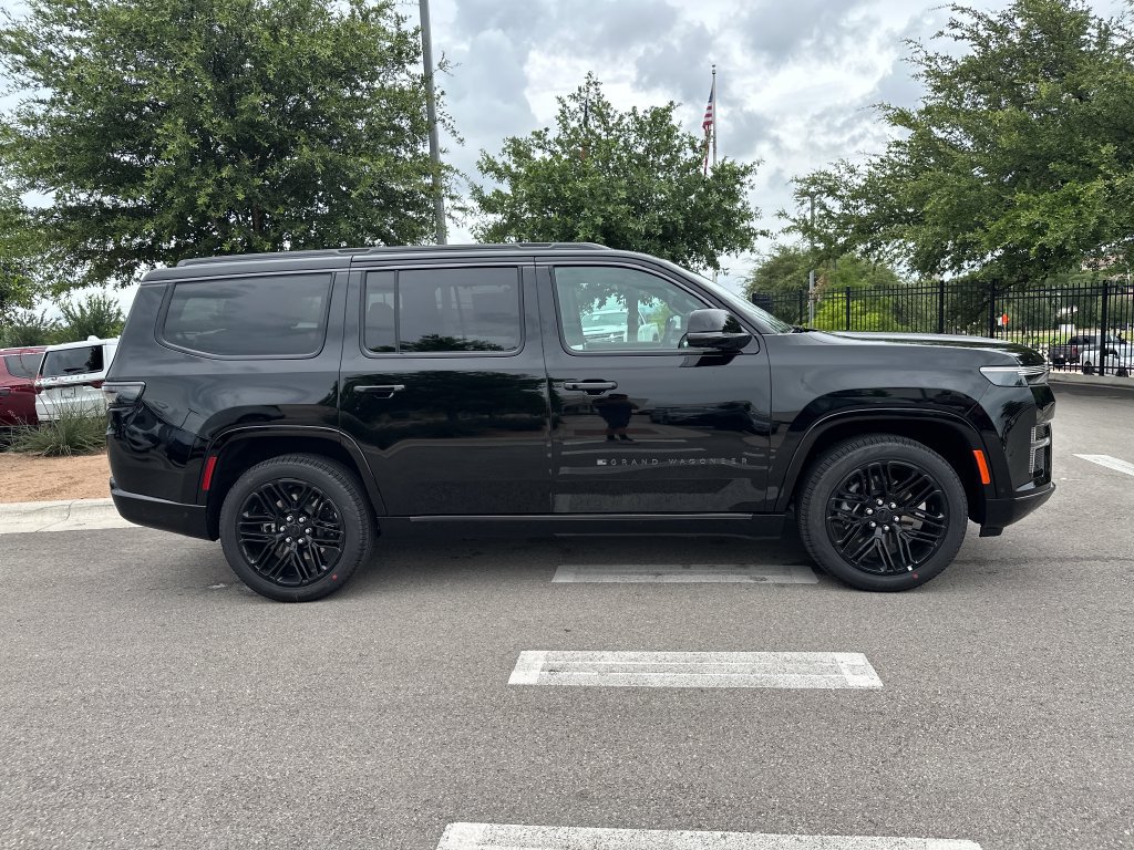 New 2026 Jeep Grand Wagoneer Limited AWD/4WD image 11