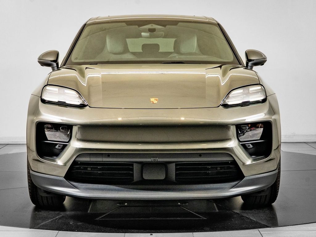 New 2026 Porsche Macan 4 Electric AWD/4WD image 11