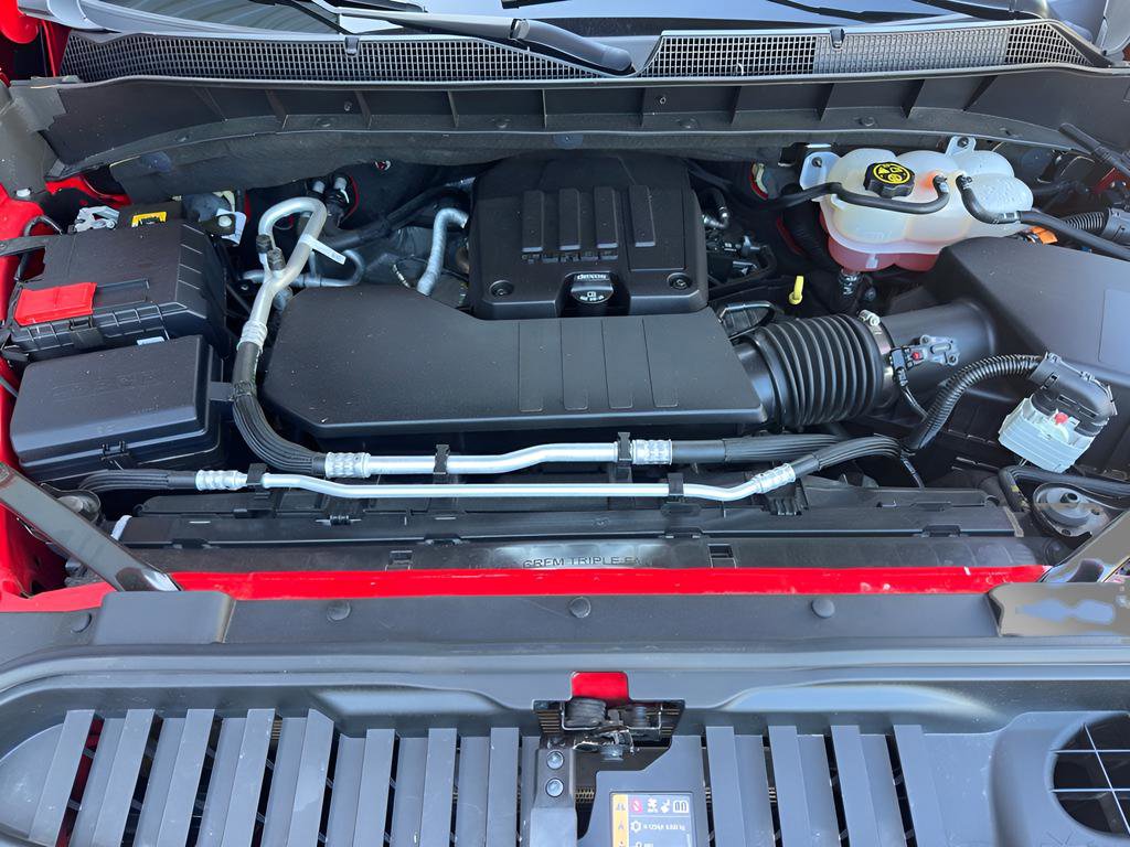 Used 2022 Chevrolet Silverado 1500 LT AWD/4WD image 46