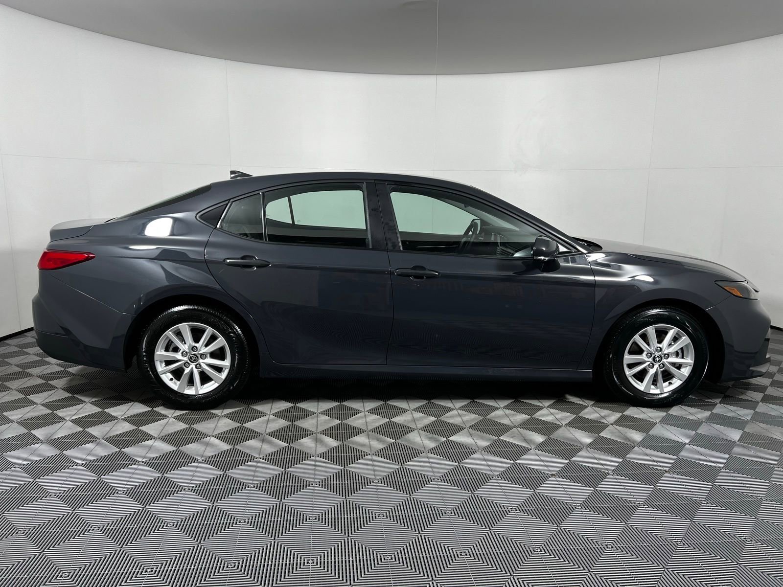 Certified 2025 Toyota Camry LE image 4