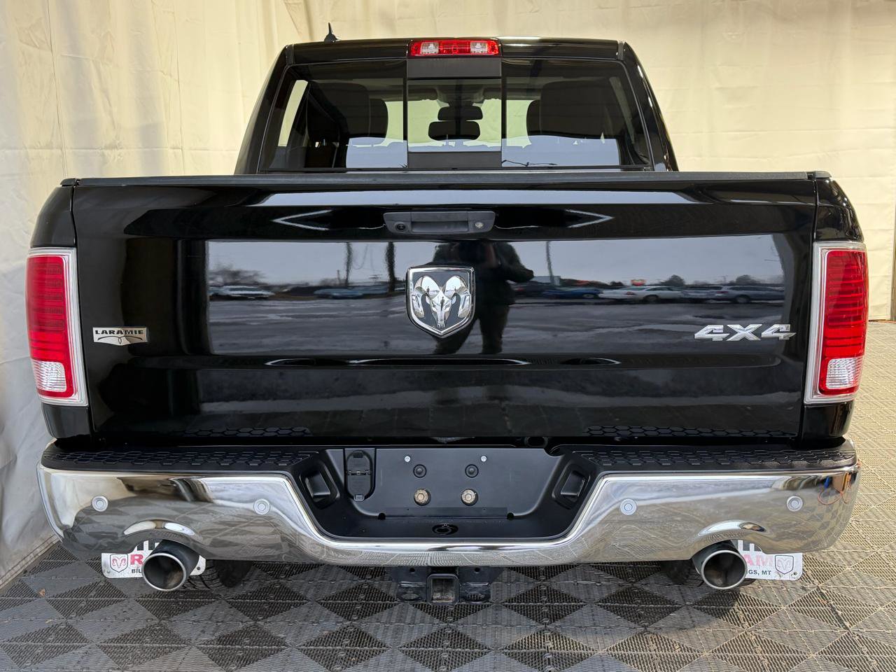 Used 2015 RAM 1500 Laramie w/ Convenience Group AWD/4WD image 6