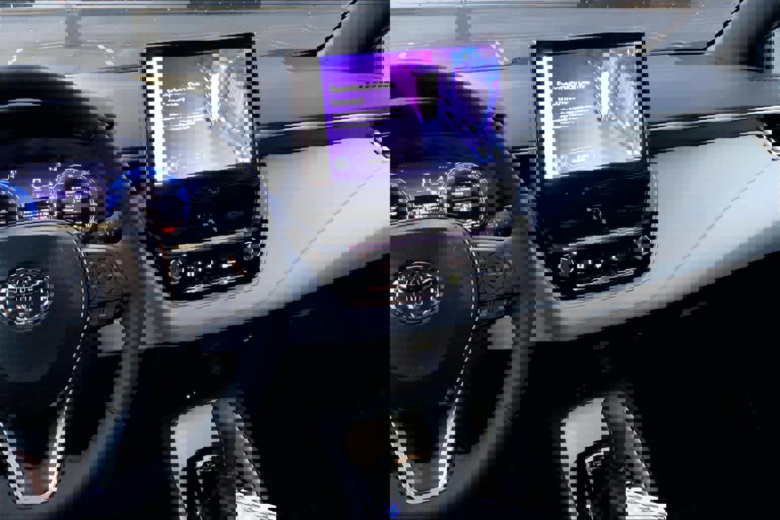 Used 2026 Toyota Corolla SE w/ SE Package image 12