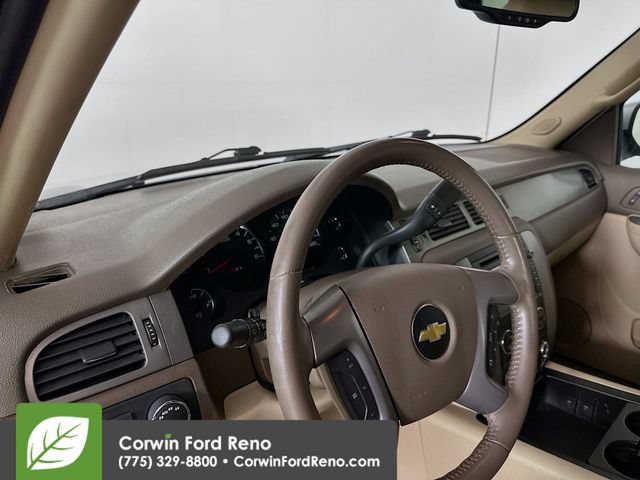 Used 2012 Chevrolet Avalanche LT AWD/4WD image 9