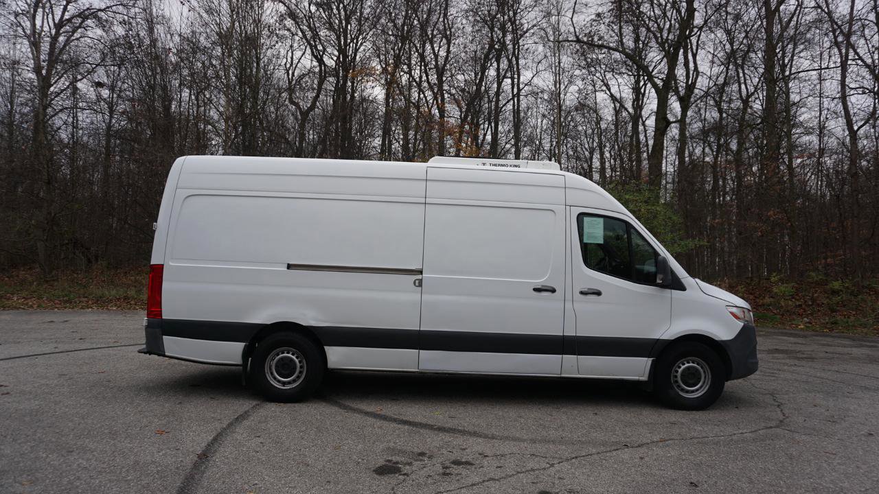 Used 2019 Freightliner Sprinter 170 RWD image 6