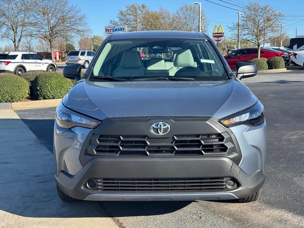Used 2026 Toyota Corolla Cross L image 8