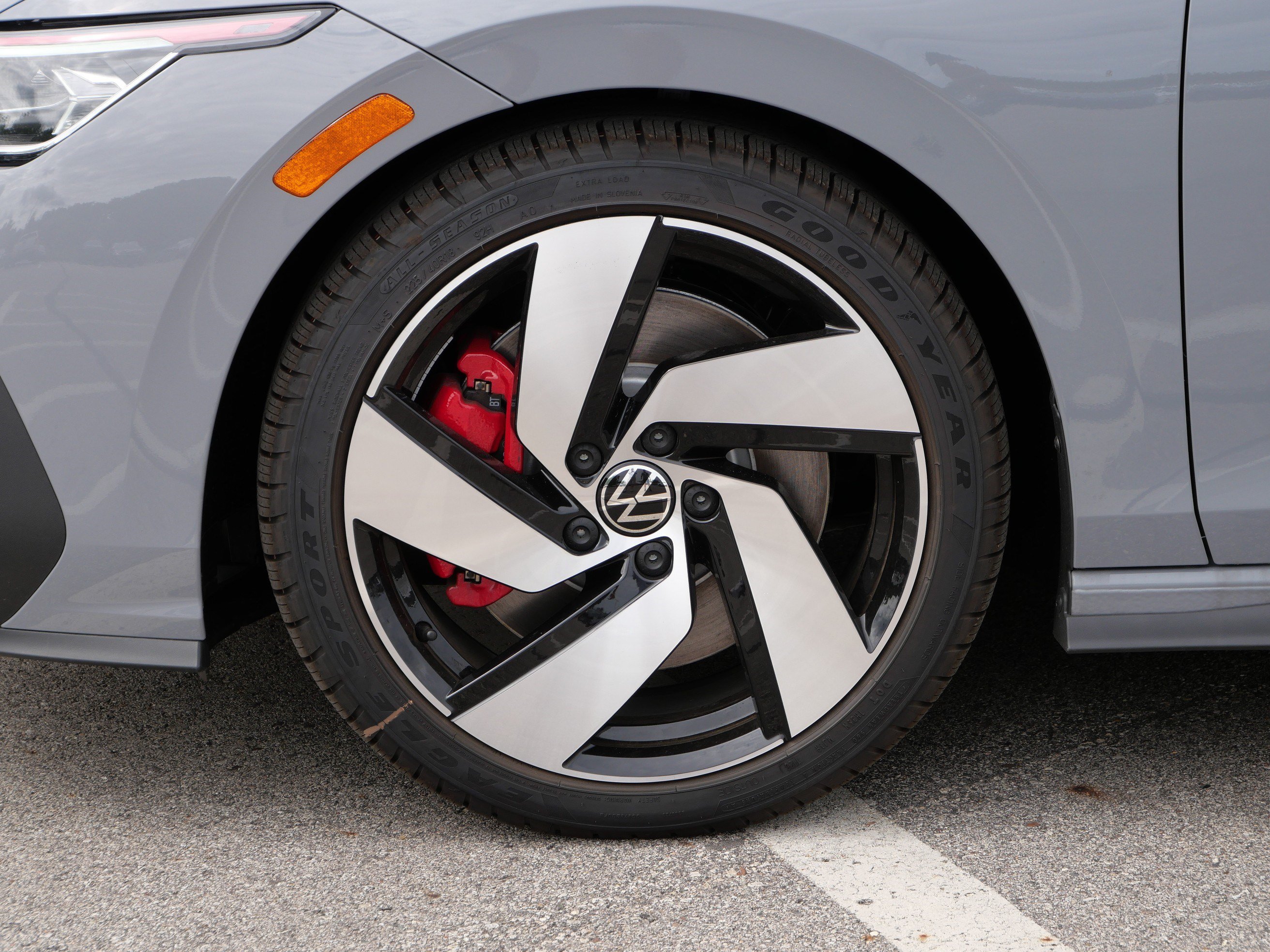 New 2026 Volkswagen GTI S FWD image 4