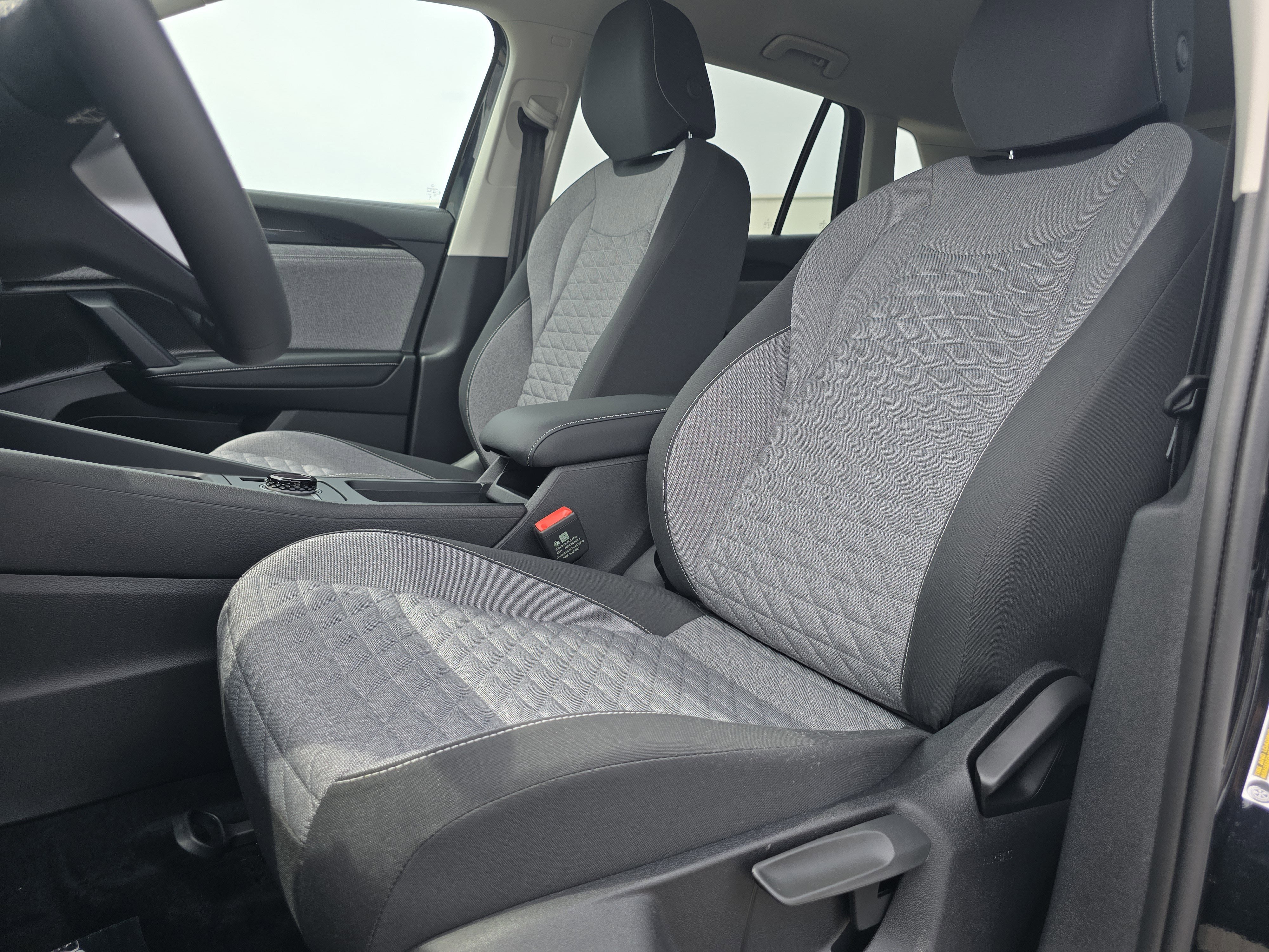 New 2026 Volkswagen Tiguan S FWD image 20