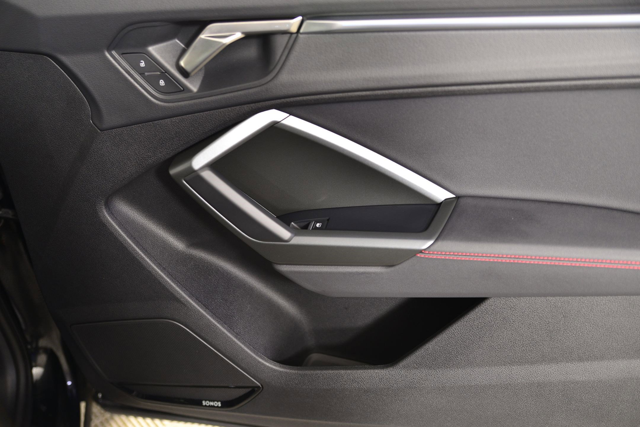 Certified 2025 Audi Q3 2.0T Premium Plus w/ Premium Plus Package image 21