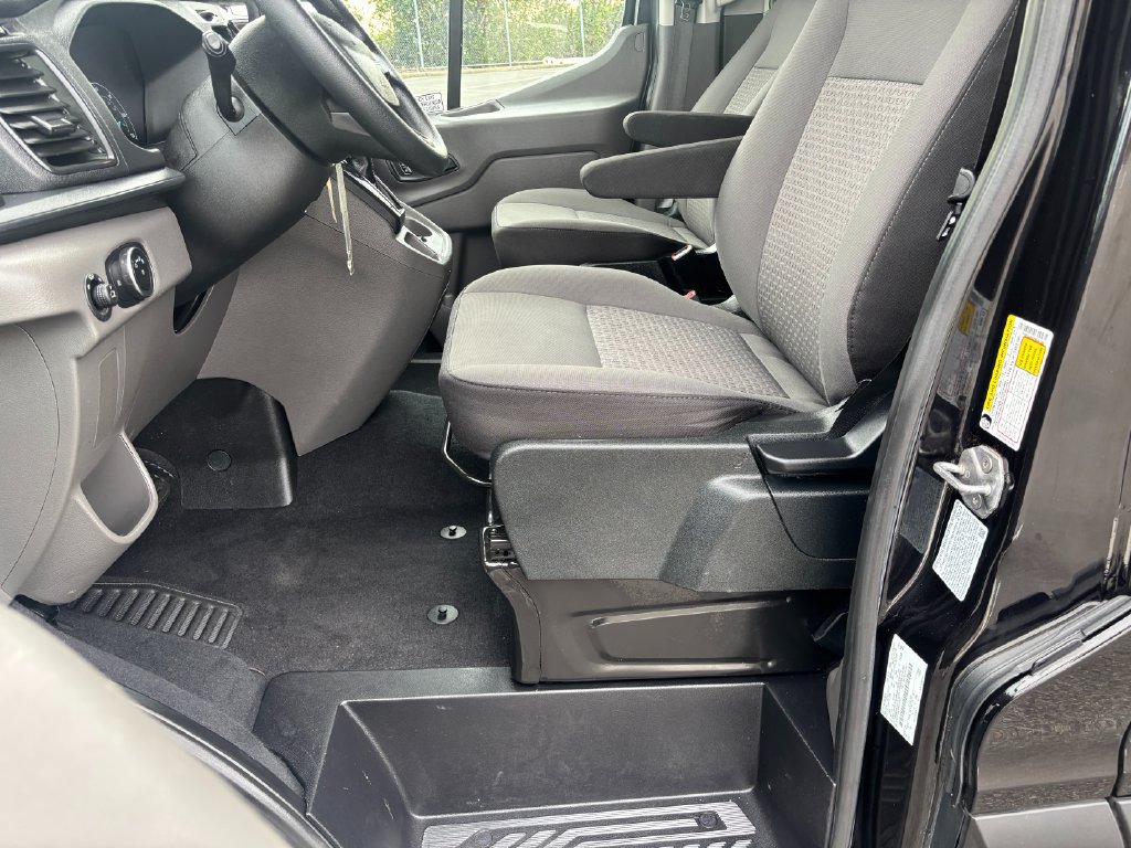 Used 2023 Ford Transit 350 XLT RWD image 17