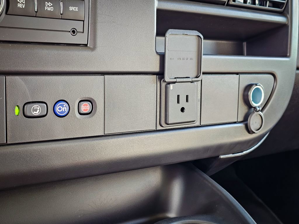 New 2025 GMC Savana 3500 Work Van 3D Cargo Van w/ Driver Convenience Package image 21