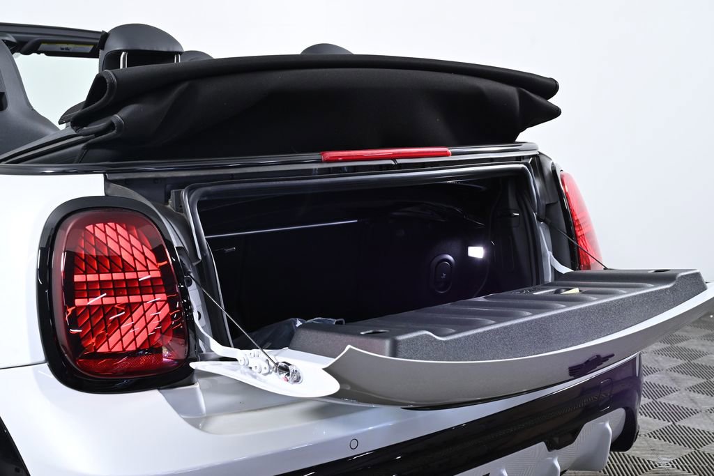 Certified 2025 MINI Cooper John Cooper Works image 35