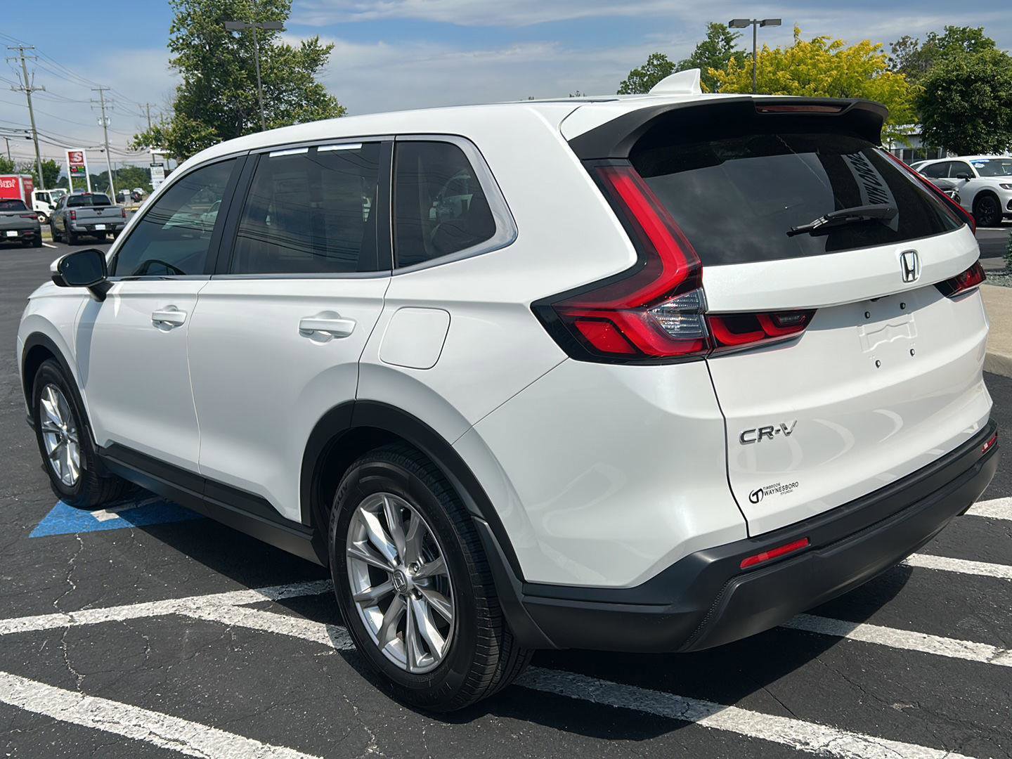 Used 2025 Honda CR-V EX image 5