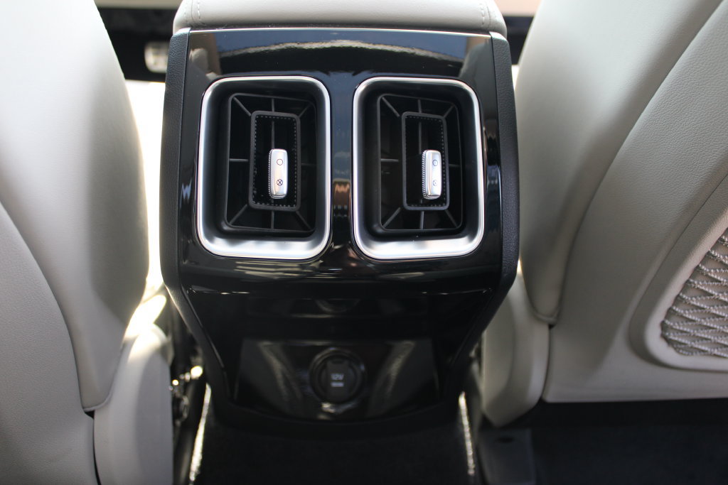 New 2026 Kia Sorento SX AWD/4WD image 40
