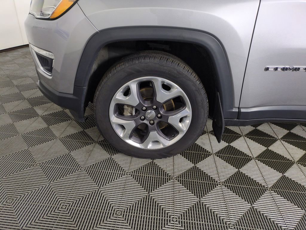 Used 2018 Jeep Compass Limited w/ Navigation Group image 25