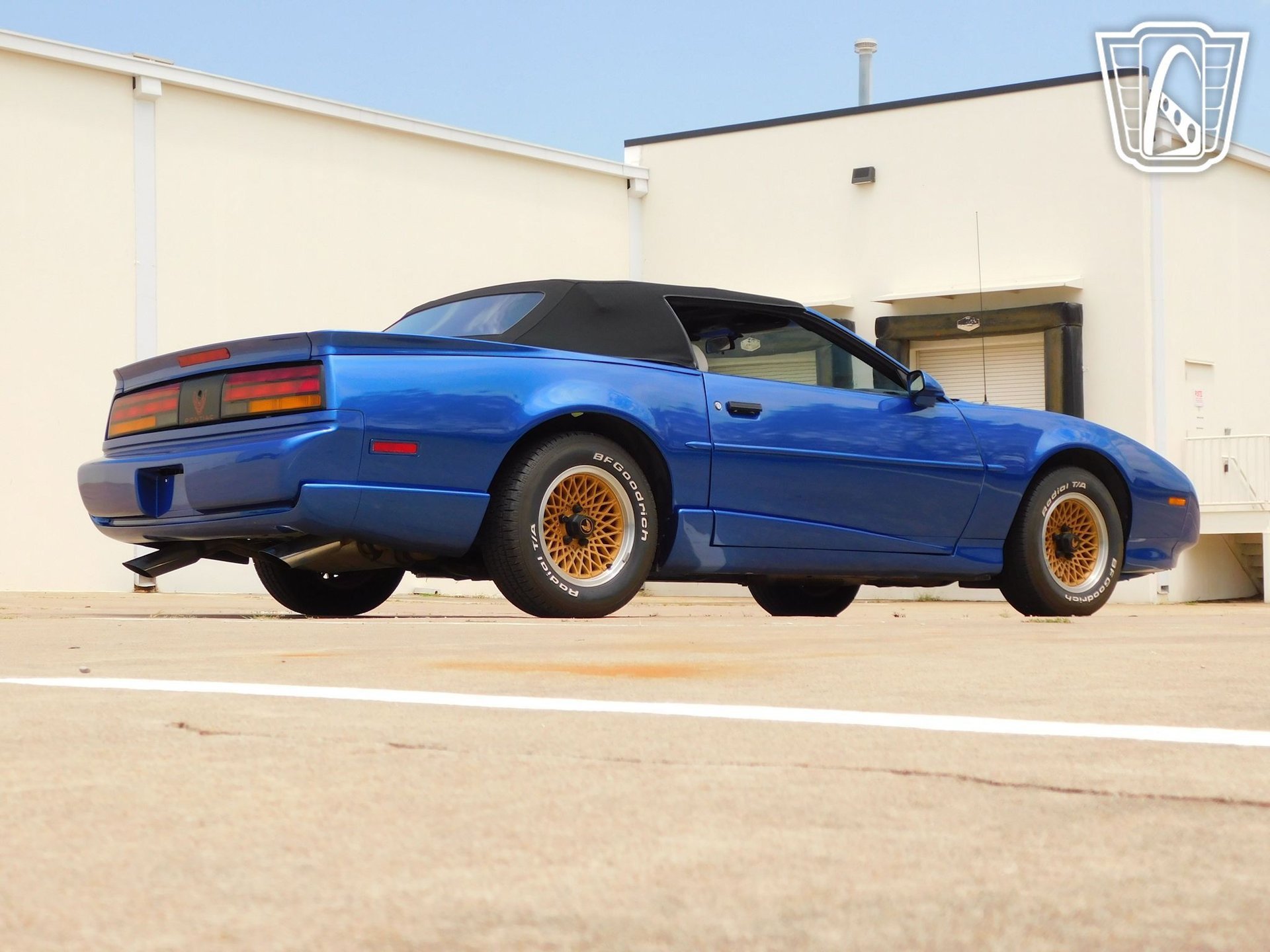 Used 1991 Pontiac Firebird Convertible image 25