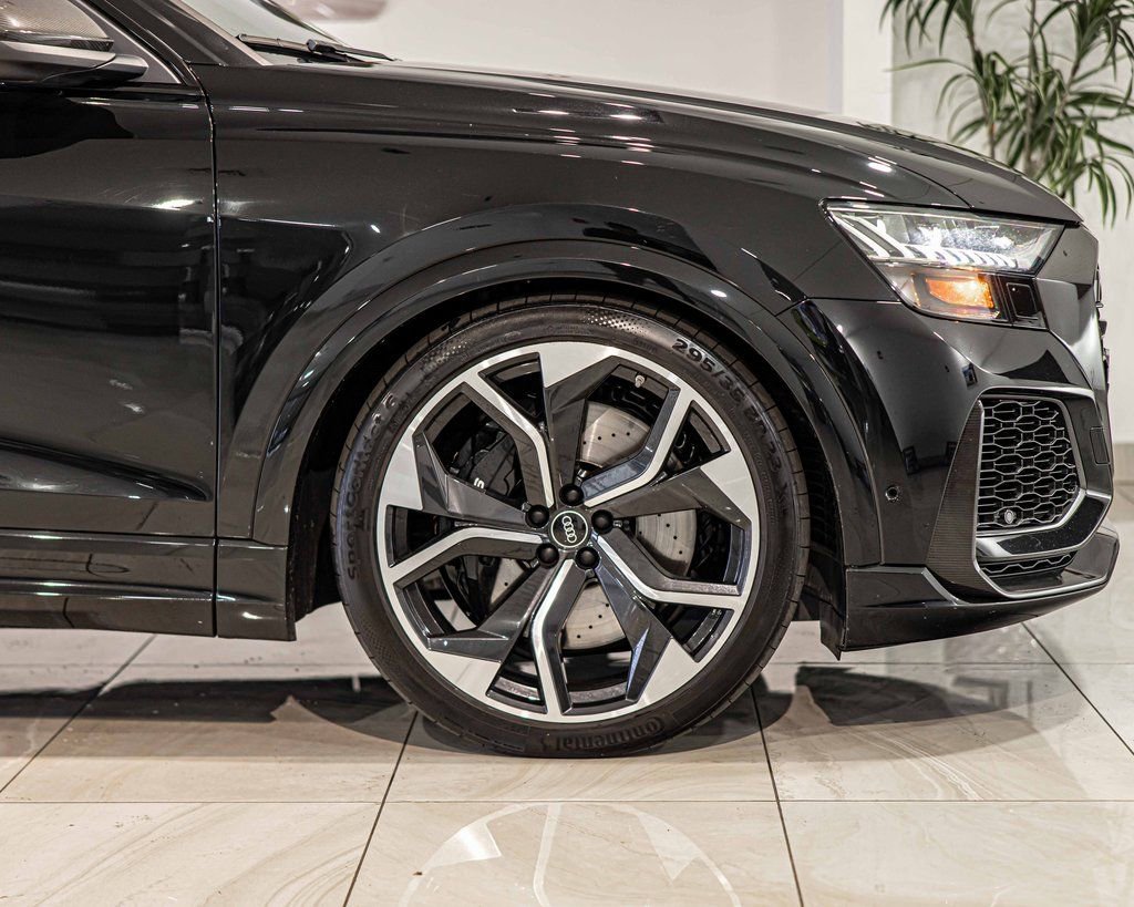 Used 2022 Audi RS Q8 w/ Carbon Optic Package AWD/4WD image 11