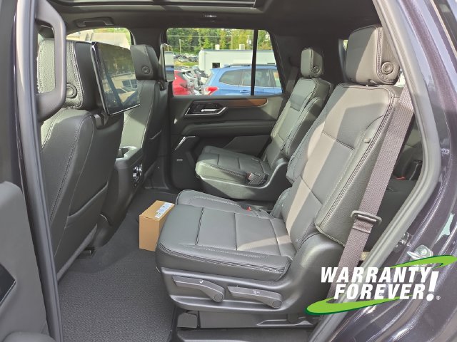 New 2026 GMC Yukon Denali w/ Denali Reserve Package AWD/4WD image 17