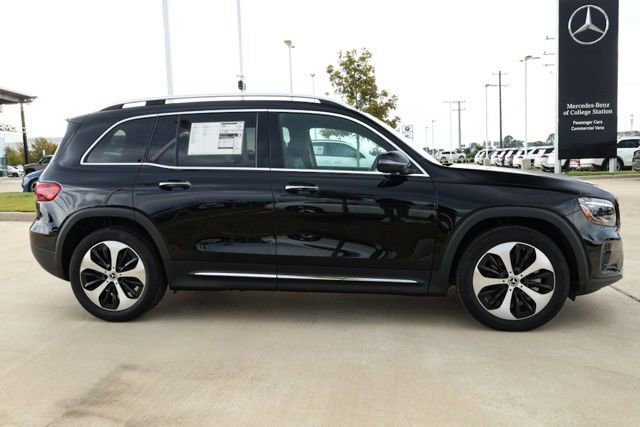 Certified 2024 Mercedes-Benz GLB 250 image 2