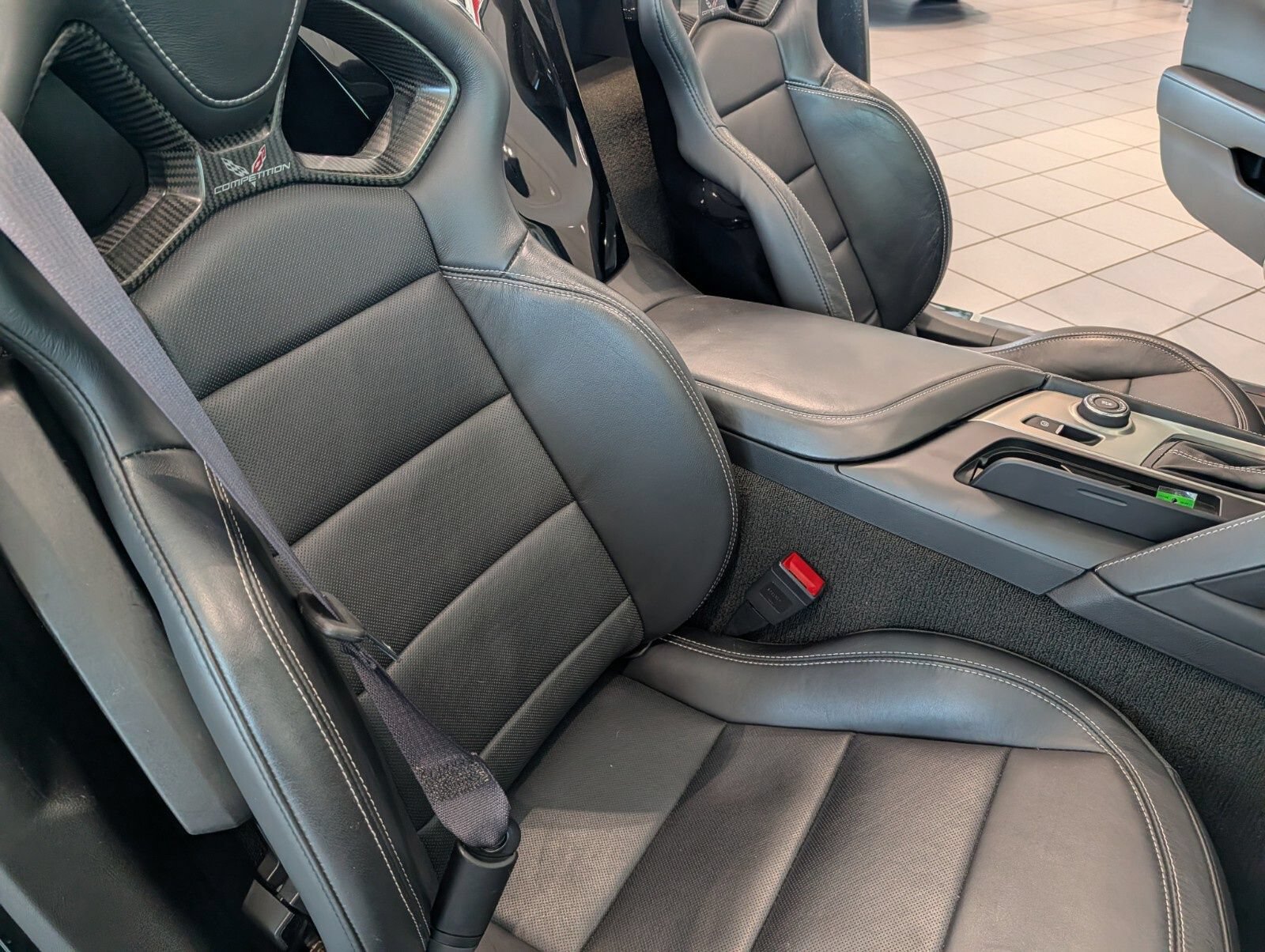 Used 2014 Chevrolet Corvette Stingray Convertible w/ 3LT Preferred Equipment Group RWD image 28