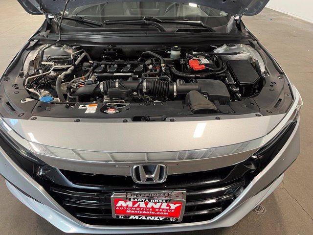 Used 2018 Honda Accord Touring image 9