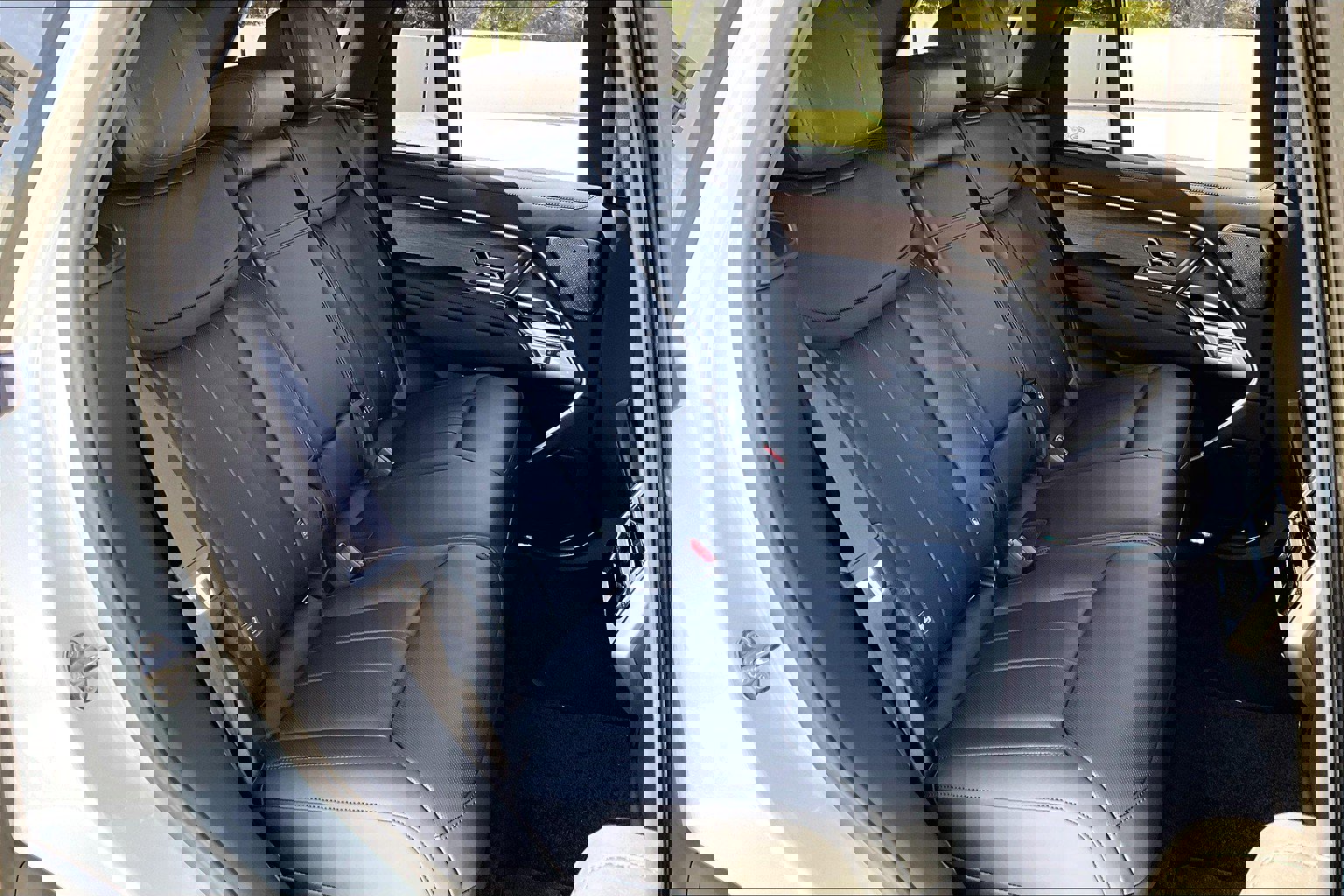 New 2025 Land Rover Range Rover Autobiography image 7